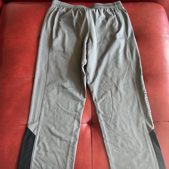 Under Armour YXL Sweatpants - Picture 4 of 5